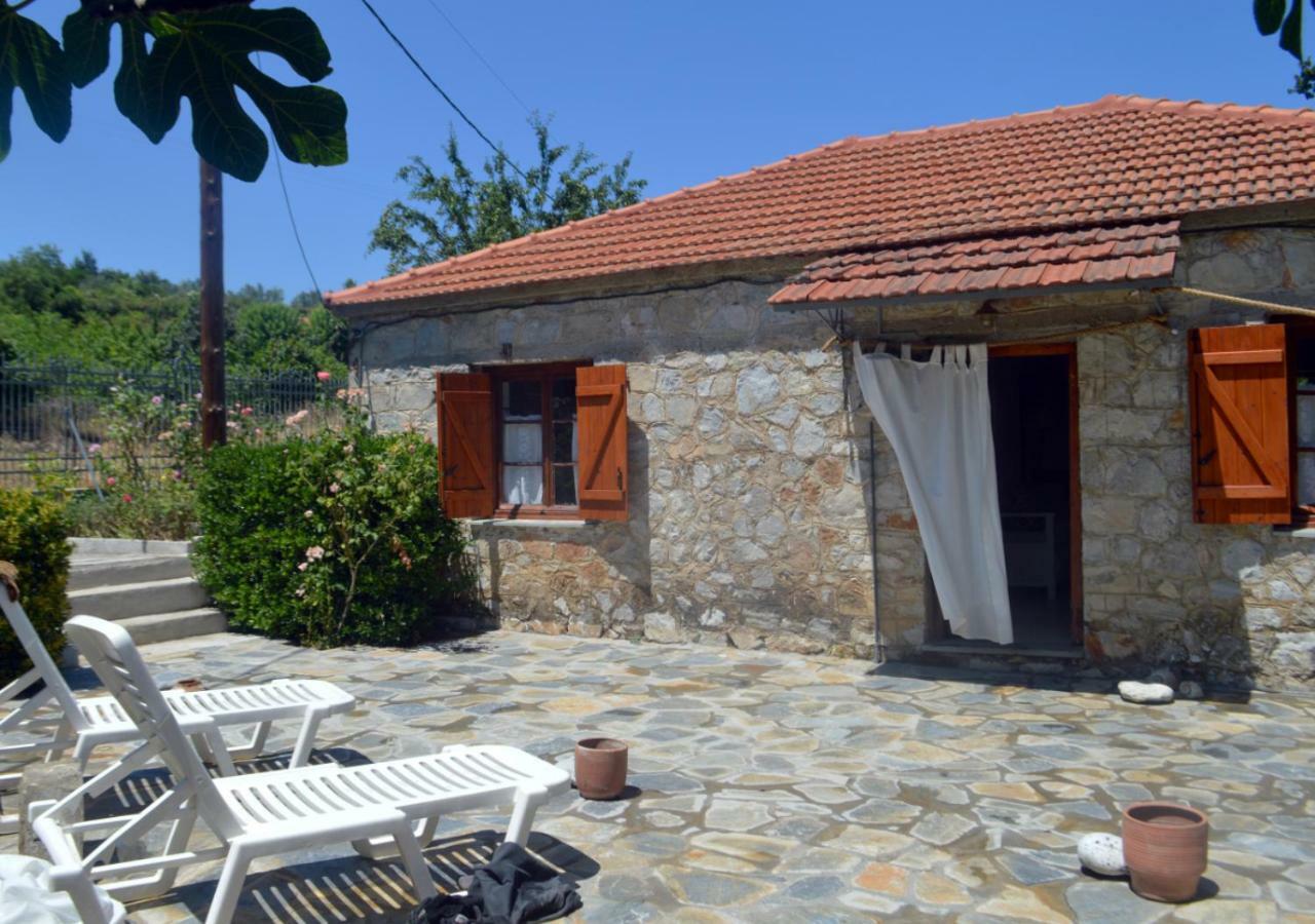 Santa Cruz Country Cottage Kallithea  Eksteriør bilde